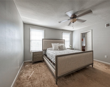 332 Marshall Heights Dr - Photo Thumbnail 13
