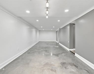 5761 Library Rd - Photo Thumbnail 10