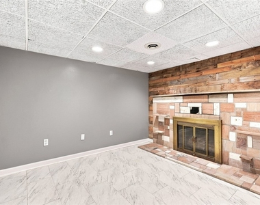 5761 Library Rd - Photo Thumbnail 13