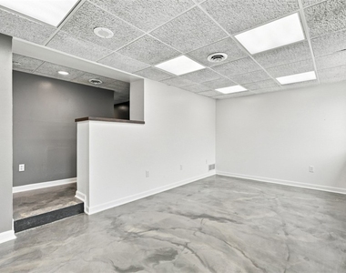 5761 Library Rd - Photo Thumbnail 5