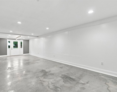 5761 Library Rd - Photo Thumbnail 3