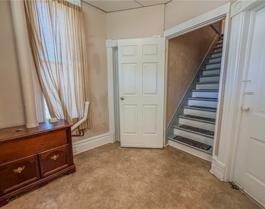 411 Cherry St - Photo Thumbnail 3