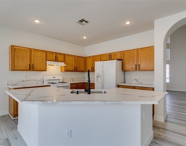 1581 Peaceful Pine Street - Photo Thumbnail 33