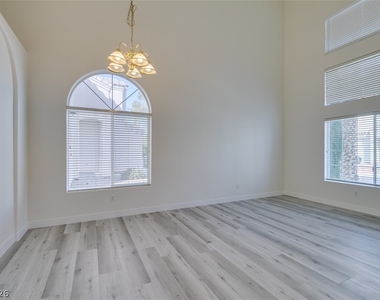 1581 Peaceful Pine Street - Photo Thumbnail 8