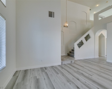 1581 Peaceful Pine Street - Photo Thumbnail 17
