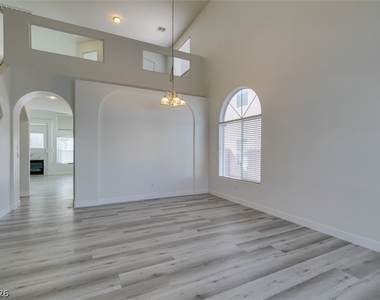 1581 Peaceful Pine Street - Photo Thumbnail 14