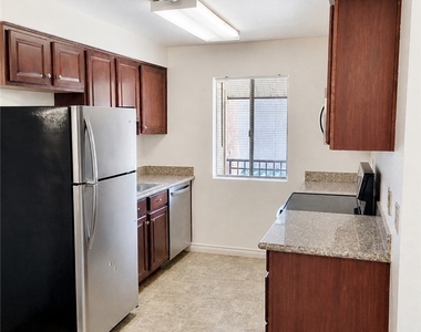 5163 Indian River Drive - Photo Thumbnail 4