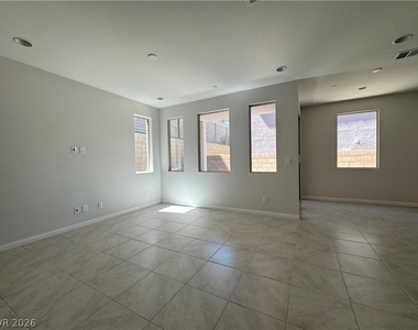1823 Passerine Street - Photo Thumbnail 6