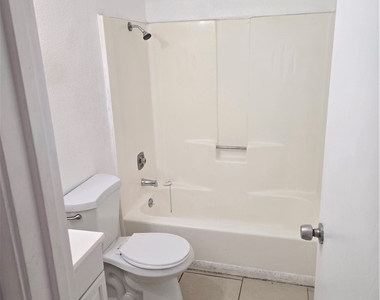307 Eastminister Court - Photo Thumbnail 3