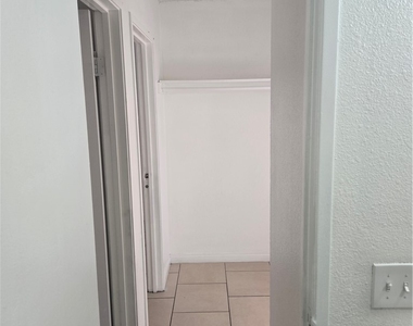 307 Eastminister Court - Photo Thumbnail 4