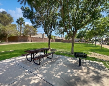 1506 Emerald Peak Avenue - Photo Thumbnail 35