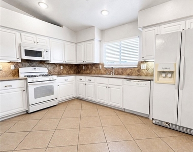 4837 Rose Window Court - Photo Thumbnail 4