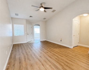 4837 Rose Window Court - Photo Thumbnail 2
