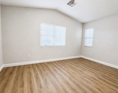 4837 Rose Window Court - Photo Thumbnail 6