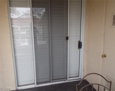 260 E Flamingo Road - Photo Thumbnail 16
