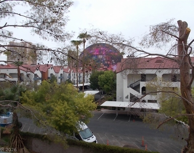 260 E Flamingo Road - Photo Thumbnail 23