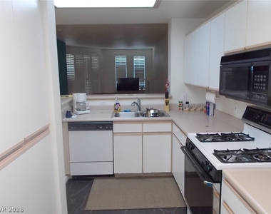 260 E Flamingo Road - Photo Thumbnail 12