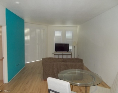 260 E Flamingo Road - Photo Thumbnail 10