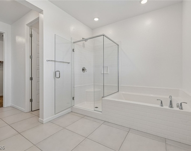 762 Spirit Lake Street - Photo Thumbnail 56