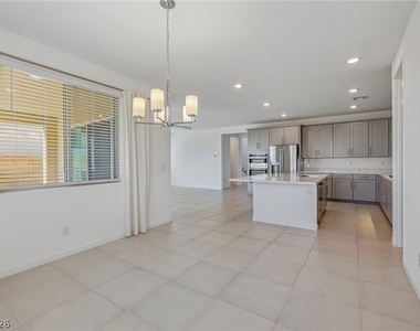 762 Spirit Lake Street - Photo Thumbnail 21