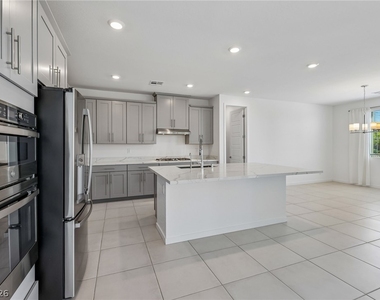 762 Spirit Lake Street - Photo Thumbnail 19