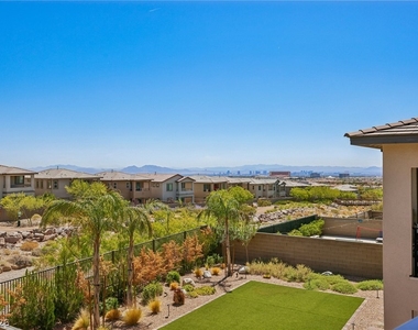 762 Spirit Lake Street - Photo Thumbnail 1