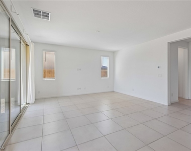 762 Spirit Lake Street - Photo Thumbnail 14