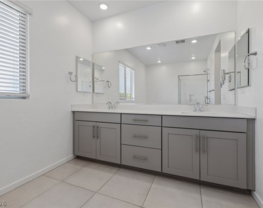 762 Spirit Lake Street - Photo Thumbnail 54