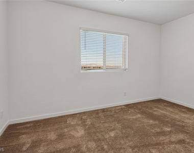762 Spirit Lake Street - Photo Thumbnail 60