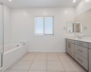 762 Spirit Lake Street - Photo Thumbnail 53