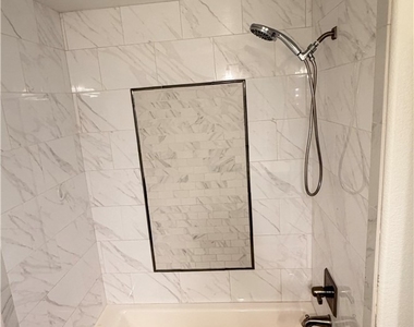 8118 Pinecrest Falls Street - Photo Thumbnail 8