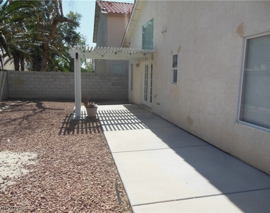 878 Scarlet Haze Avenue - Photo Thumbnail 19