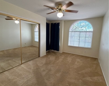 8164 Sedona Sunset Drive - Photo Thumbnail 16