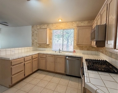 8164 Sedona Sunset Drive - Photo Thumbnail 3