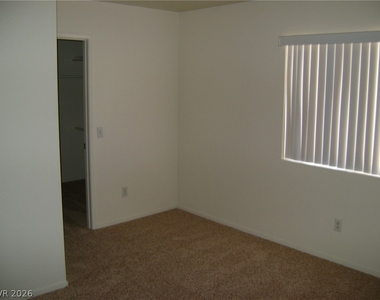 830 Padre Field Court - Photo Thumbnail 8