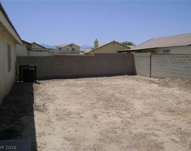 830 Padre Field Court - Photo Thumbnail 13