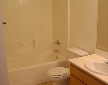 830 Padre Field Court - Photo Thumbnail 12