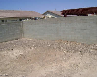 830 Padre Field Court - Photo Thumbnail 14