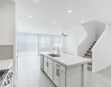 873 Camargo Street - Photo Thumbnail 5