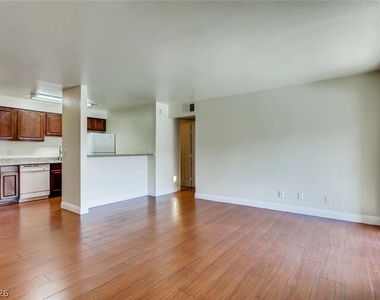 5229 Indian River Drive - Photo Thumbnail 6