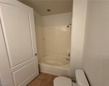 56 E Serene Avenue - Photo Thumbnail 17