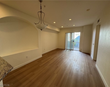 56 E Serene Avenue - Photo Thumbnail 5