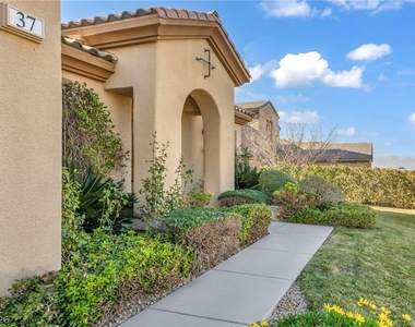 37 Stonemark Drive - Photo Thumbnail 81