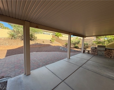 7613 Roop Street - Photo Thumbnail 24