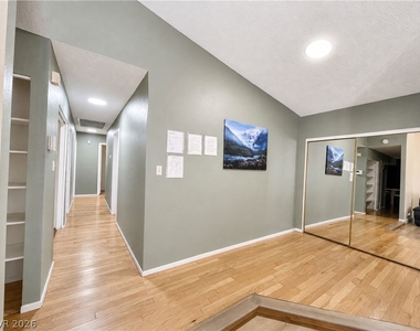 5388 Hibbetts Drive - Photo Thumbnail 17