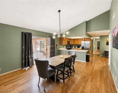 5388 Hibbetts Drive - Photo Thumbnail 12