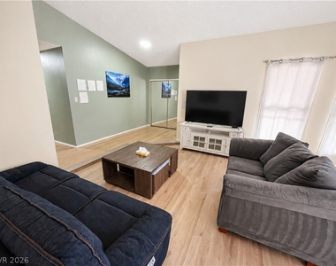 5388 Hibbetts Drive - Photo Thumbnail 5