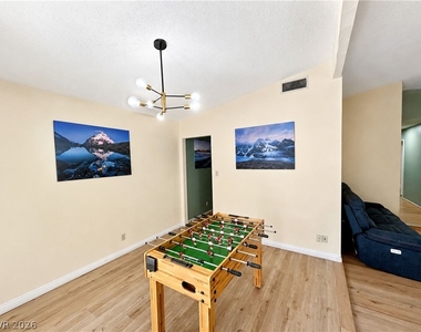 5388 Hibbetts Drive - Photo Thumbnail 8