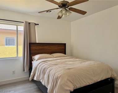 6745 Whipplewood Way - Photo Thumbnail 7