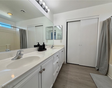 6745 Whipplewood Way - Photo Thumbnail 14